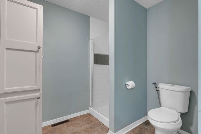 703 Heidi Ln, Mulvane, KS 67110