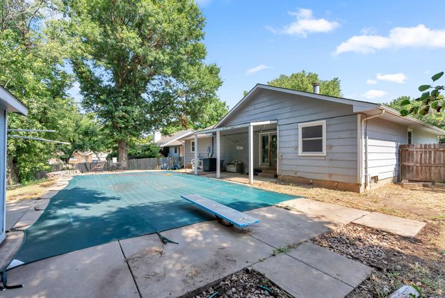 703 Heidi Ln, Mulvane, KS 67110