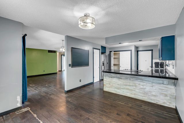 703 Heidi Ln, Mulvane, KS 67110