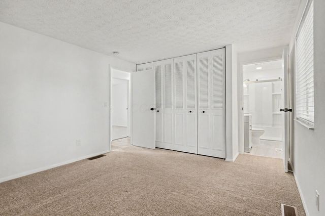 3861 Orange Blossom Lane, Columbus, OH 43230