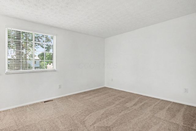 3861 Orange Blossom Lane, Columbus, OH 43230