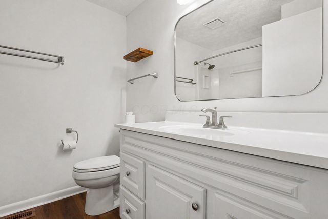 3861 Orange Blossom Lane, Columbus, OH 43230
