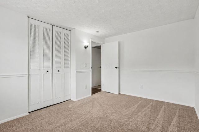 3861 Orange Blossom Lane, Columbus, OH 43230