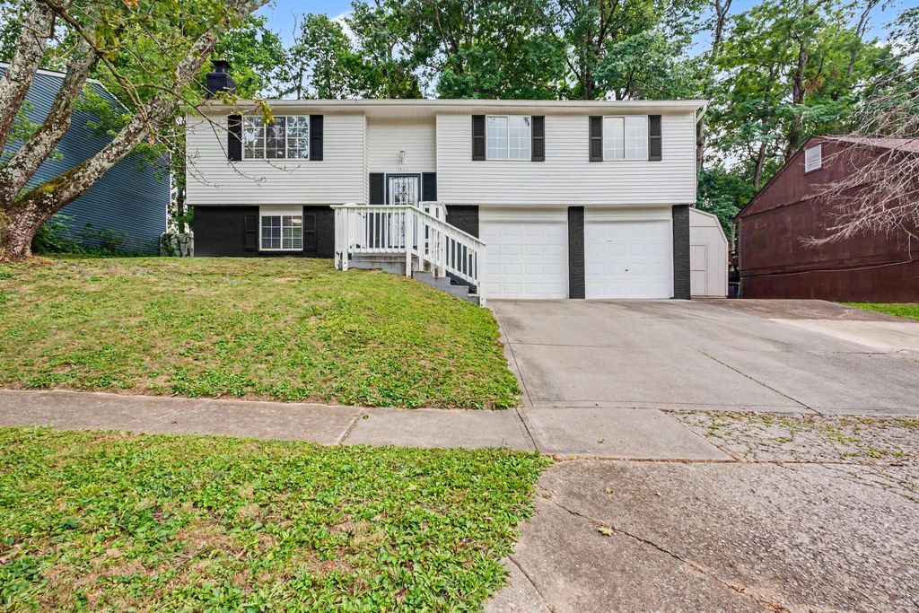 3861 Orange Blossom Lane, Columbus, OH 43230