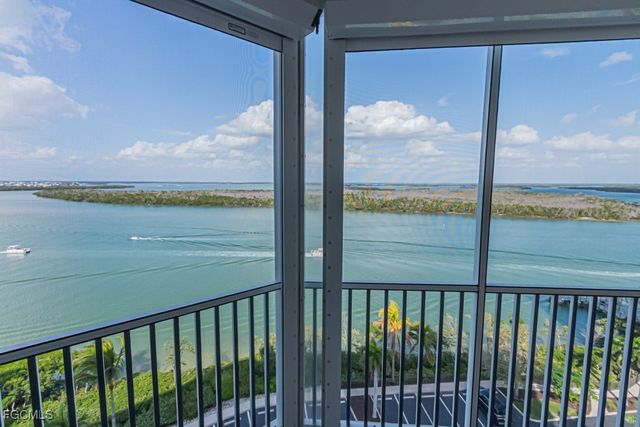 4141 Bay Beach LN 496, Fort Myers Beach, FL 33931