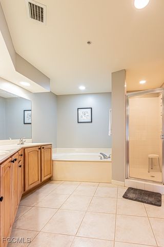 4141 Bay Beach LN 496, Fort Myers Beach, FL 33931