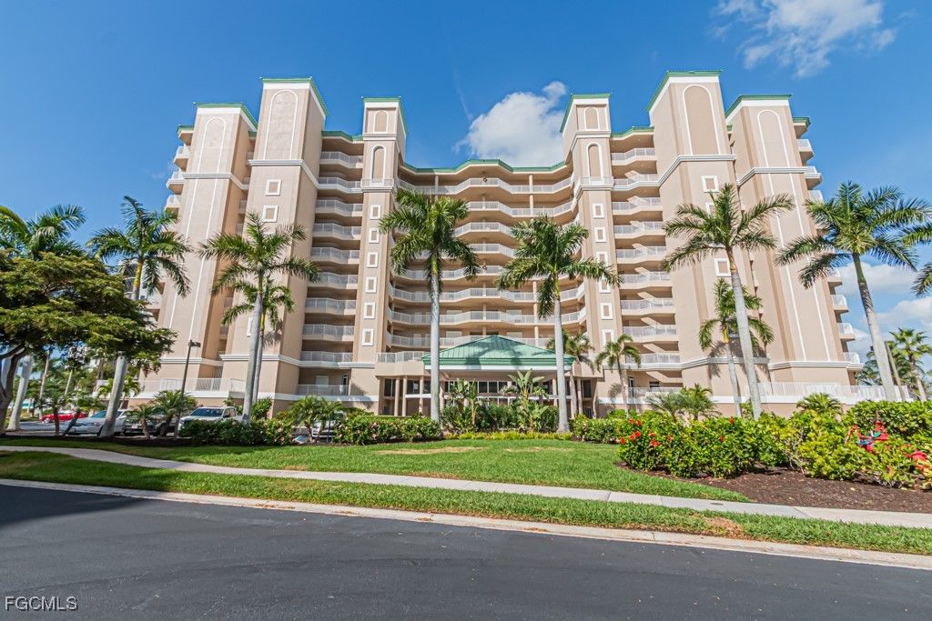 4141 Bay Beach LN 496, Fort Myers Beach, FL 33931