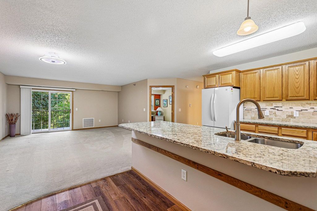 15550 Linnet Street NW 1-210, Andover, MN 55304 — exterior