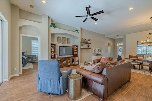 11618 WHITEROOK COURT, Tampa, FL 33626