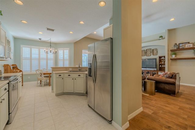 11618 WHITEROOK COURT, Tampa, FL 33626