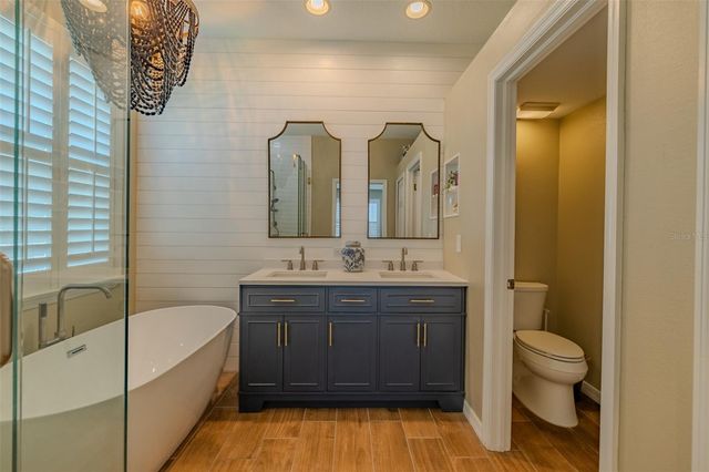 11618 WHITEROOK COURT, Tampa, FL 33626