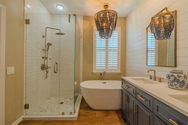 11618 WHITEROOK COURT, Tampa, FL 33626