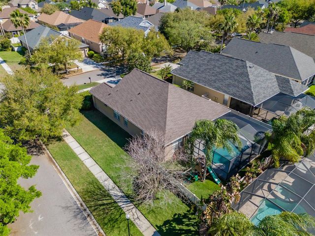 11618 WHITEROOK COURT, Tampa, FL 33626