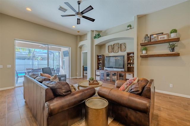 11618 WHITEROOK COURT, Tampa, FL 33626