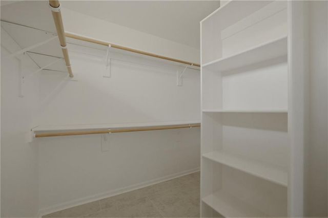 12221 Hubbard Road, Kansas City, KS 66109