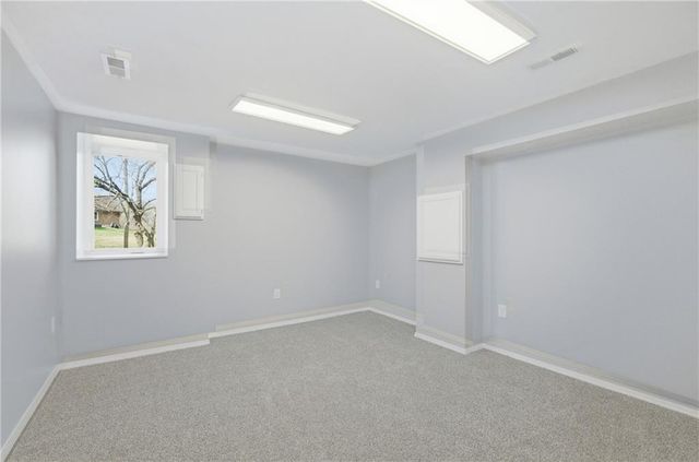 12221 Hubbard Road, Kansas City, KS 66109