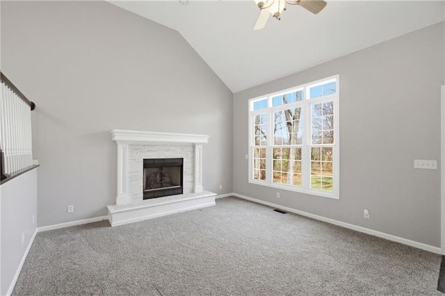 12221 Hubbard Road, Kansas City, KS 66109