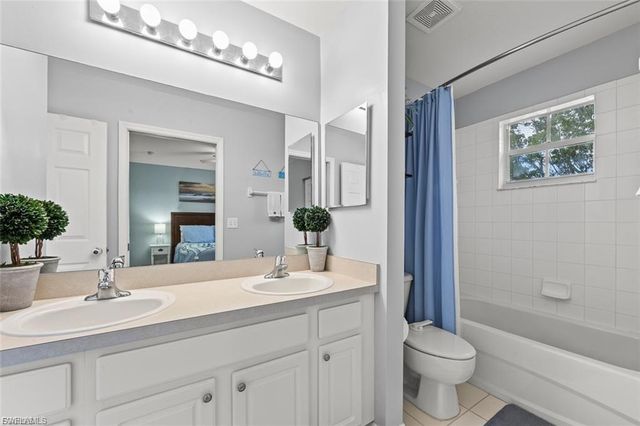 8169 Pacific Beach DR, Fort Myers, FL 33966