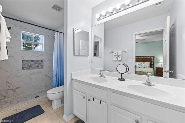 8169 Pacific Beach DR, Fort Myers, FL 33966