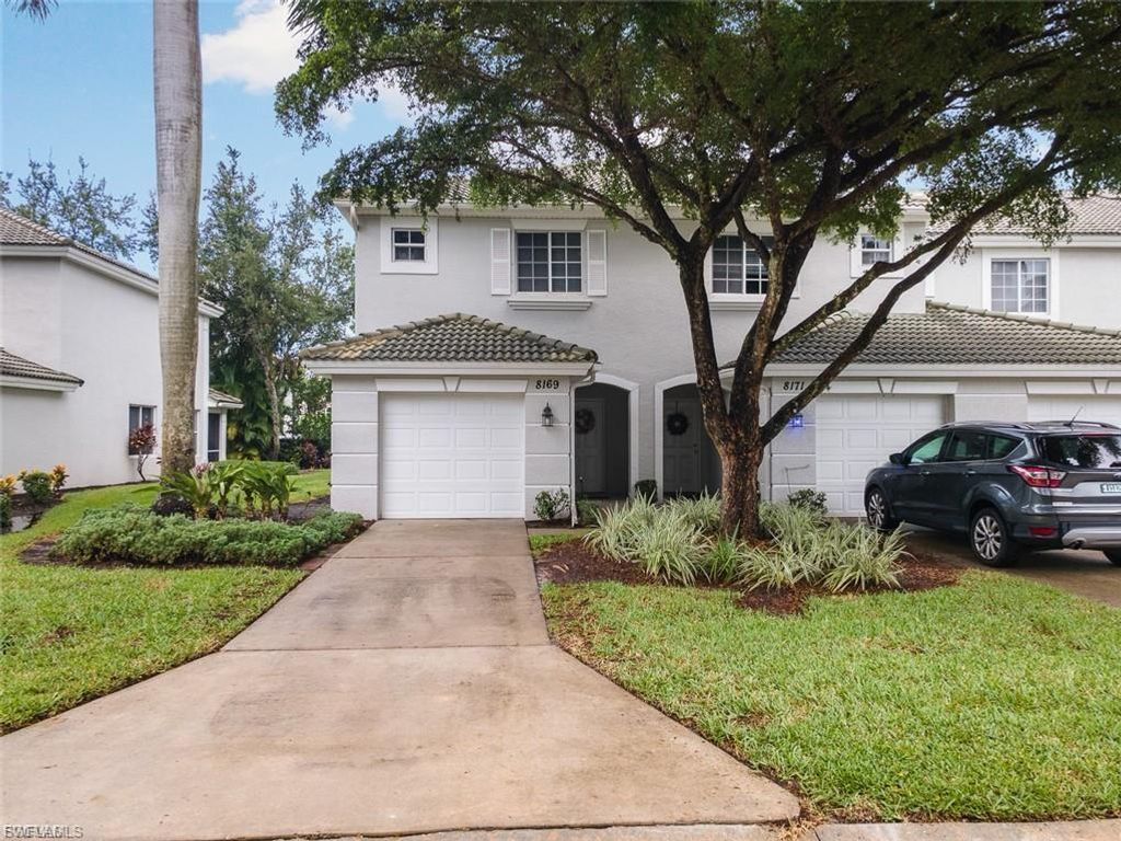 8169 Pacific Beach DR, Fort Myers, FL 33966