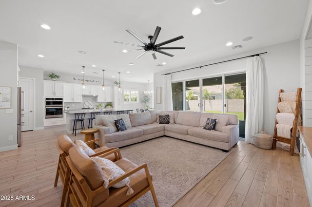 22728 E CAMACHO Road, Queen Creek, AZ 85142