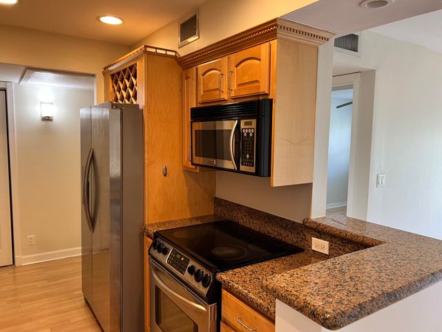 1515 E Broward Boulevard 305, Fort Lauderdale, FL 33301