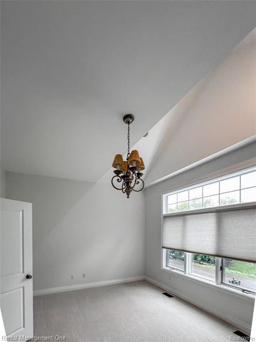 5742 Putnam Drive, West Bloomfield, MI 48323