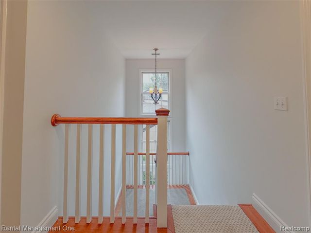 5742 Putnam Drive, West Bloomfield, MI 48323