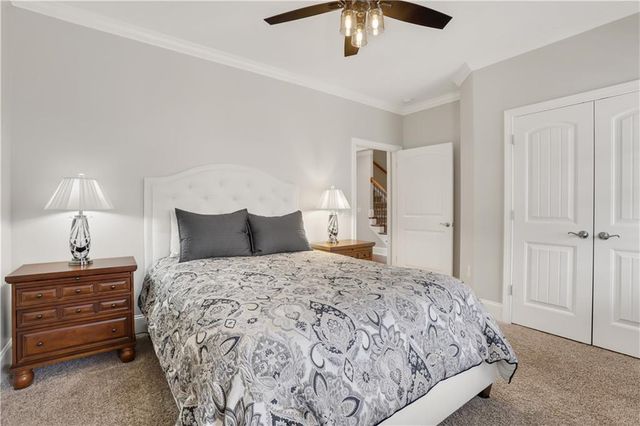 263 Somerset Circle, Woodstock, GA 30189