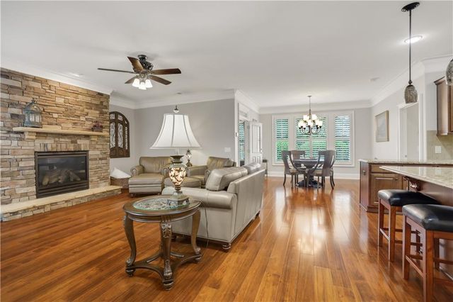 263 Somerset Circle, Woodstock, GA 30189