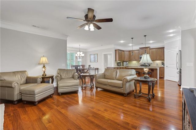 263 Somerset Circle, Woodstock, GA 30189