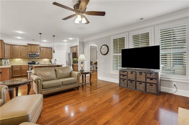 263 Somerset Circle, Woodstock, GA 30189