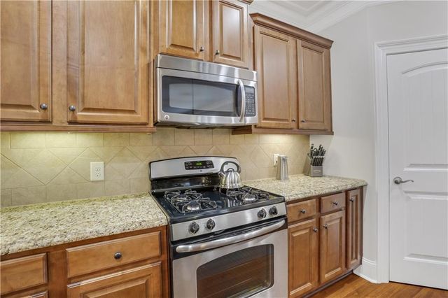 263 Somerset Circle, Woodstock, GA 30189
