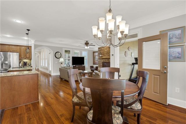 263 Somerset Circle, Woodstock, GA 30189