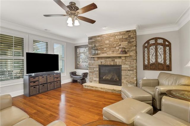 263 Somerset Circle, Woodstock, GA 30189