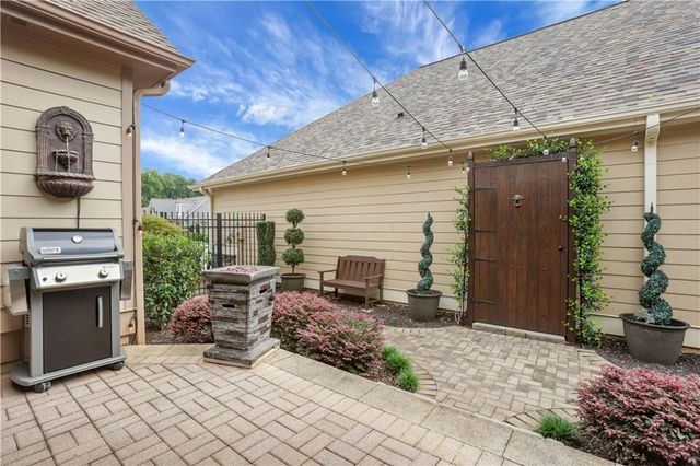 263 Somerset Circle, Woodstock, GA 30189