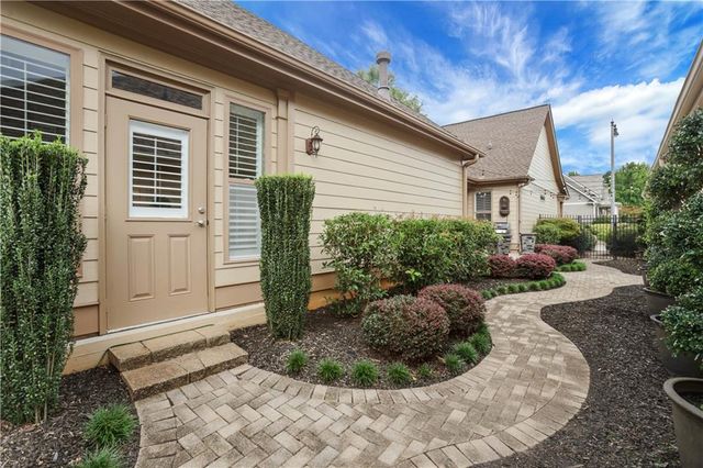 263 Somerset Circle, Woodstock, GA 30189