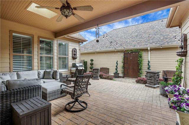 263 Somerset Circle, Woodstock, GA 30189