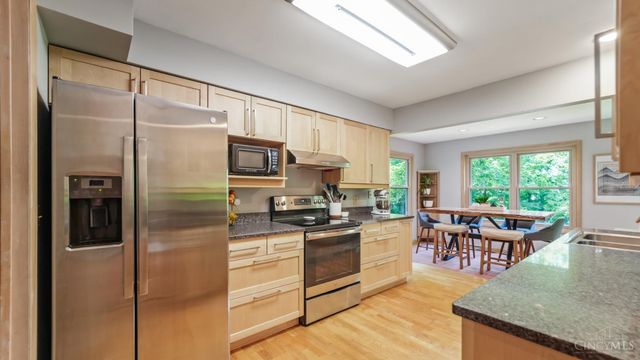 413 Tarkington Lane, Miami Twp, OH 45140