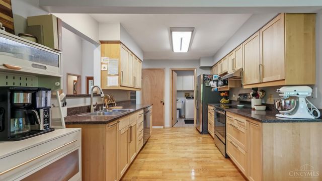413 Tarkington Lane, Miami Twp, OH 45140