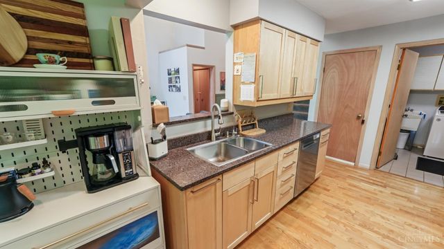 413 Tarkington Lane, Miami Twp, OH 45140