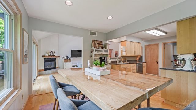 413 Tarkington Lane, Miami Twp, OH 45140