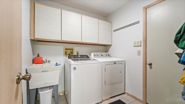 413 Tarkington Lane, Miami Twp, OH 45140