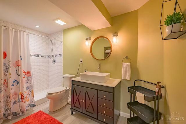 413 Tarkington Lane, Miami Twp, OH 45140