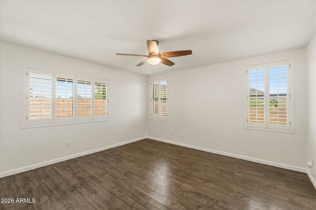 2212 E VISTA BONITA Drive, Phoenix, AZ 85024