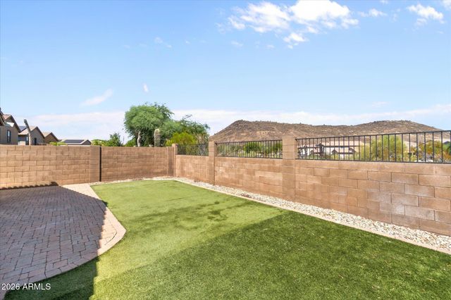 2212 E VISTA BONITA Drive, Phoenix, AZ 85024