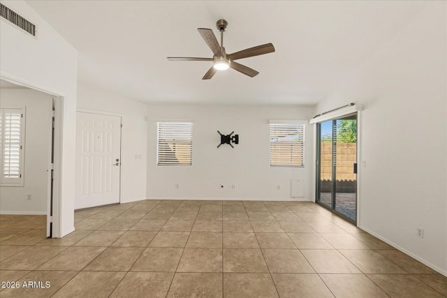 2212 E VISTA BONITA Drive, Phoenix, AZ 85024