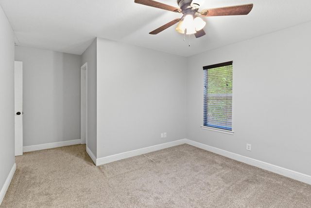 48 Englewood Ln., Hattiesburg, MS 39402