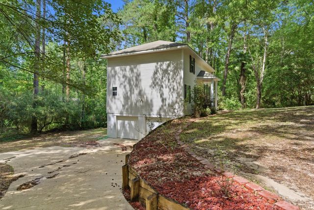 48 Englewood Ln., Hattiesburg, MS 39402