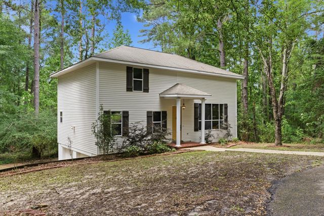 48 Englewood Ln., Hattiesburg, MS 39402
